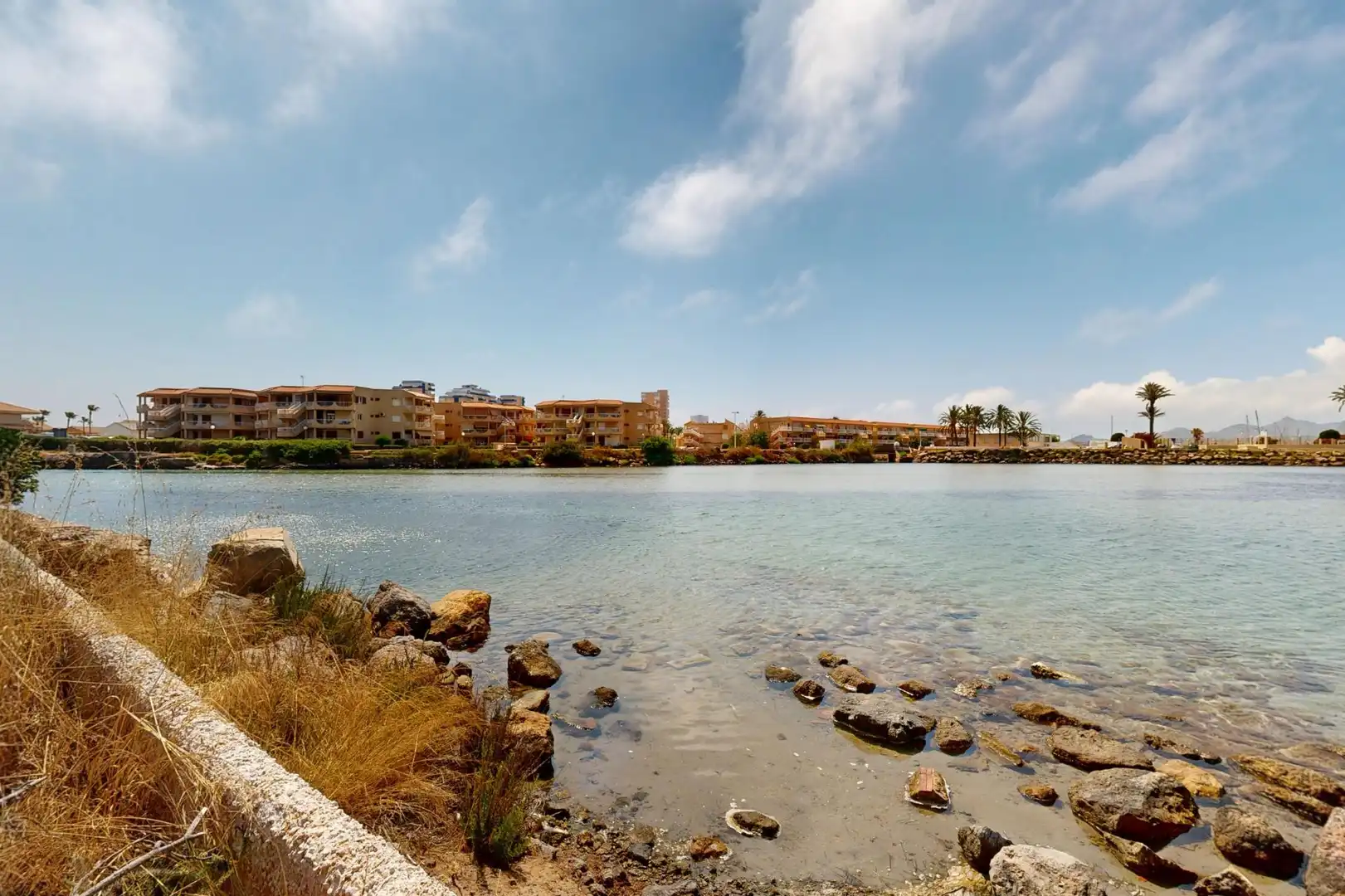 Exterior view of Apartments for sale in La Manga del Mar Menor  with Terrace and Community pool
