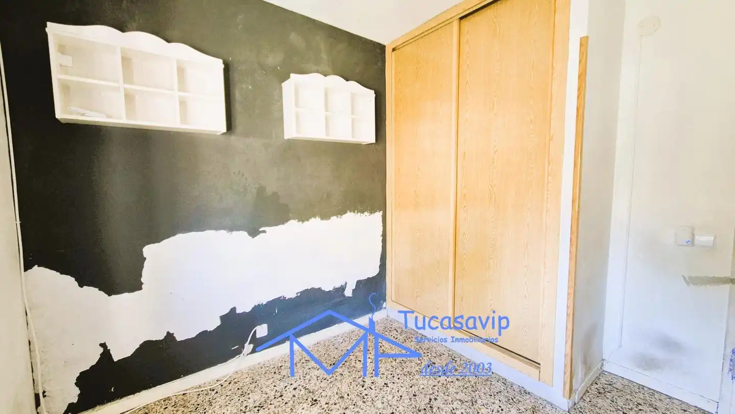 Habitación de Casa o chalet en venta en Pelayos de la Presa con Calefacción, Terraza y Trastero