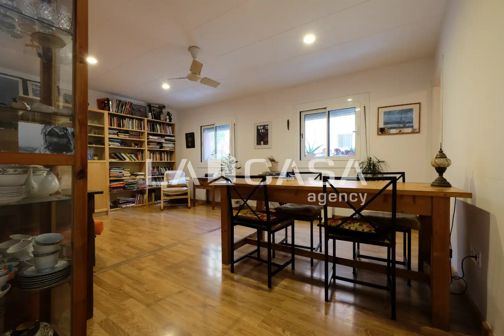 Piso en venta en  Barcelona Capital con Parquet y Horno
