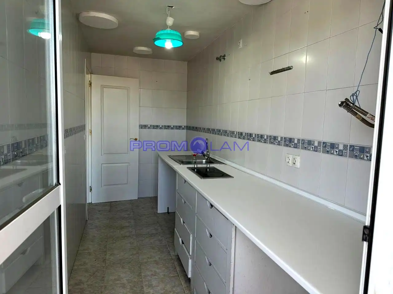 Cocina de Piso en venta en Gelves con Terraza