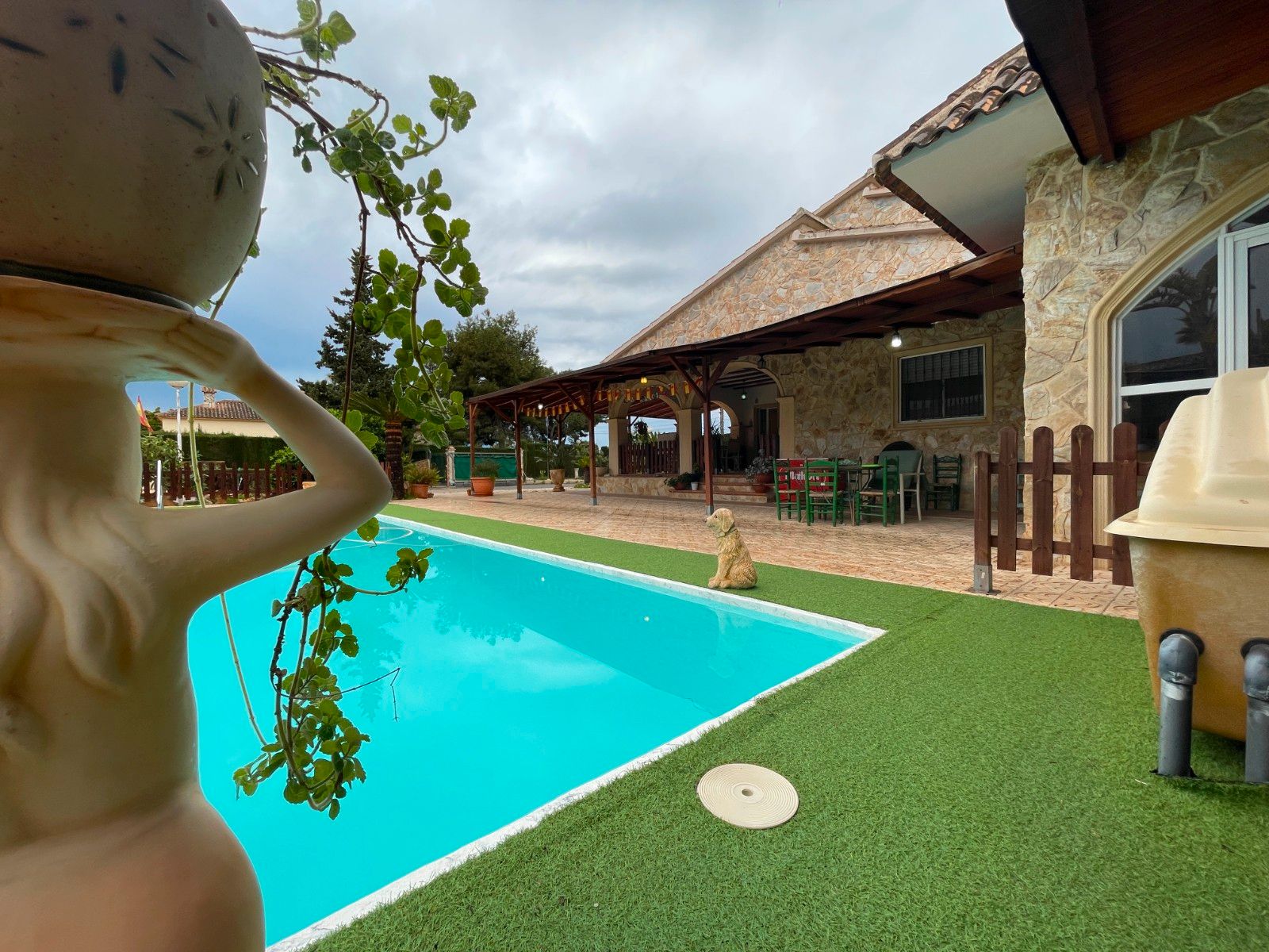 Swimming pool of House or chalet for sale in Elche / Elx  with Sauna