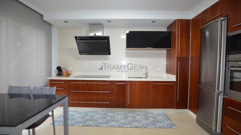 Foto 5 de Casa adosada en venda a Darbo, Cangas