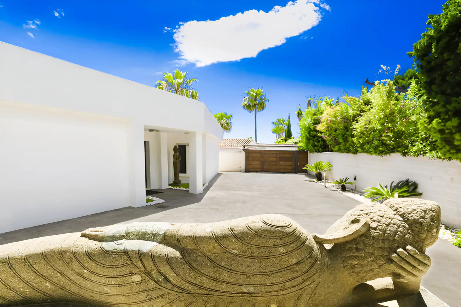 Vista exterior de Casa o chalet en venta en Marbella con Aire acondicionado, Jardín privado y Terraza