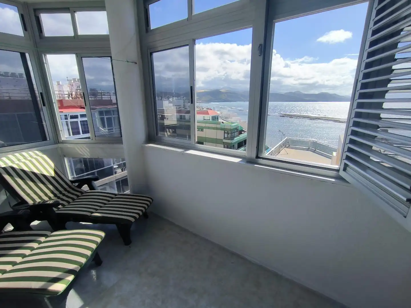 Terrassa de Apartament de lloguer en Las Palmas de Gran Canaria amb Moblat i Balcó