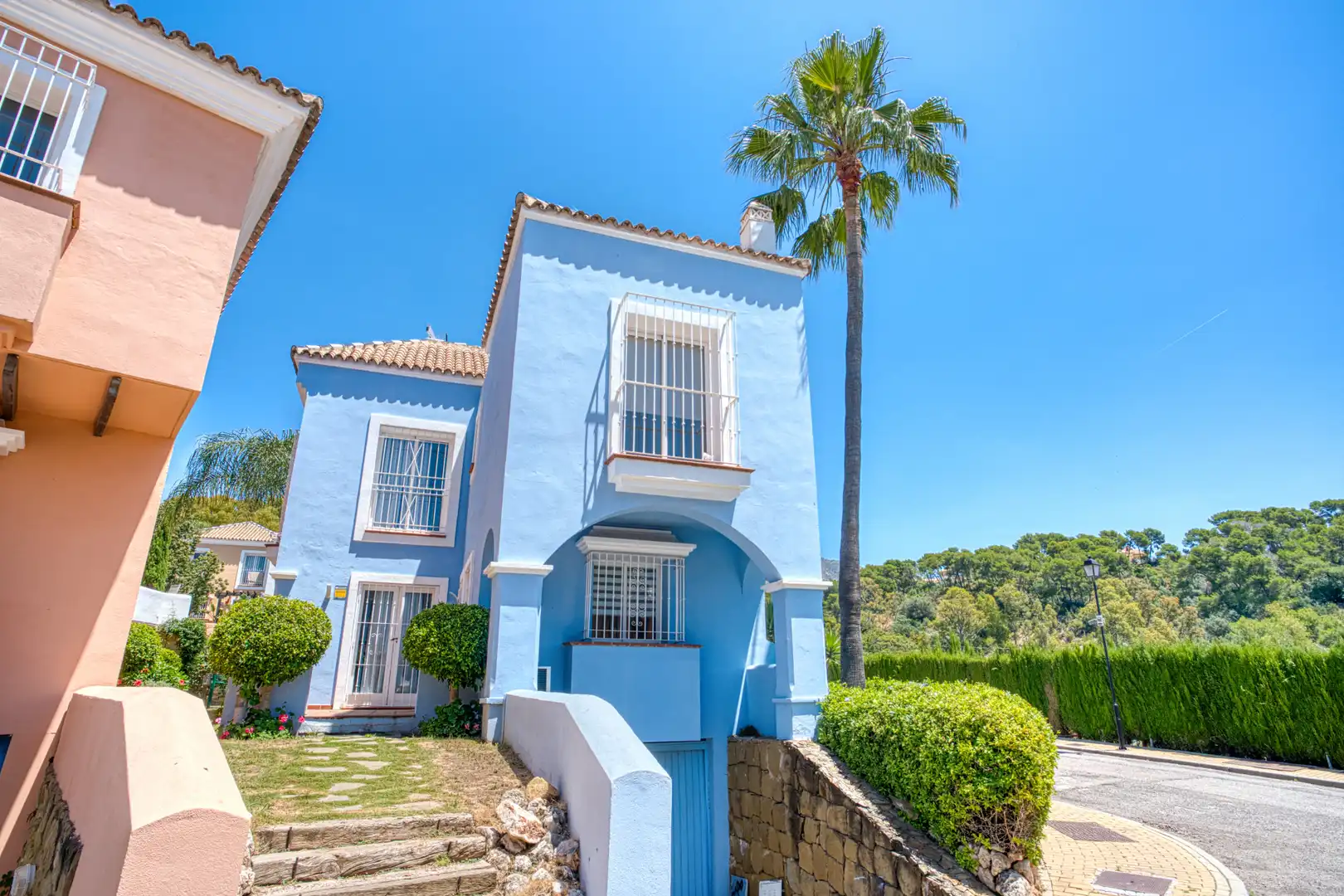 Exterior view of Detached homes for sale in Marbella  with Air Conditioner, Terrace and Swimming Pool