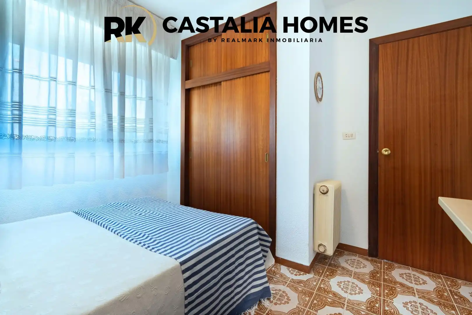 Habitación de Casa o chalet en venta en Benicasim / Benicàssim con Calefacción, Jardín privado y Terraza