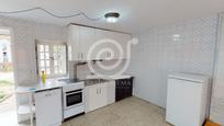 Kitchen of House or chalet for sale in Cambre 