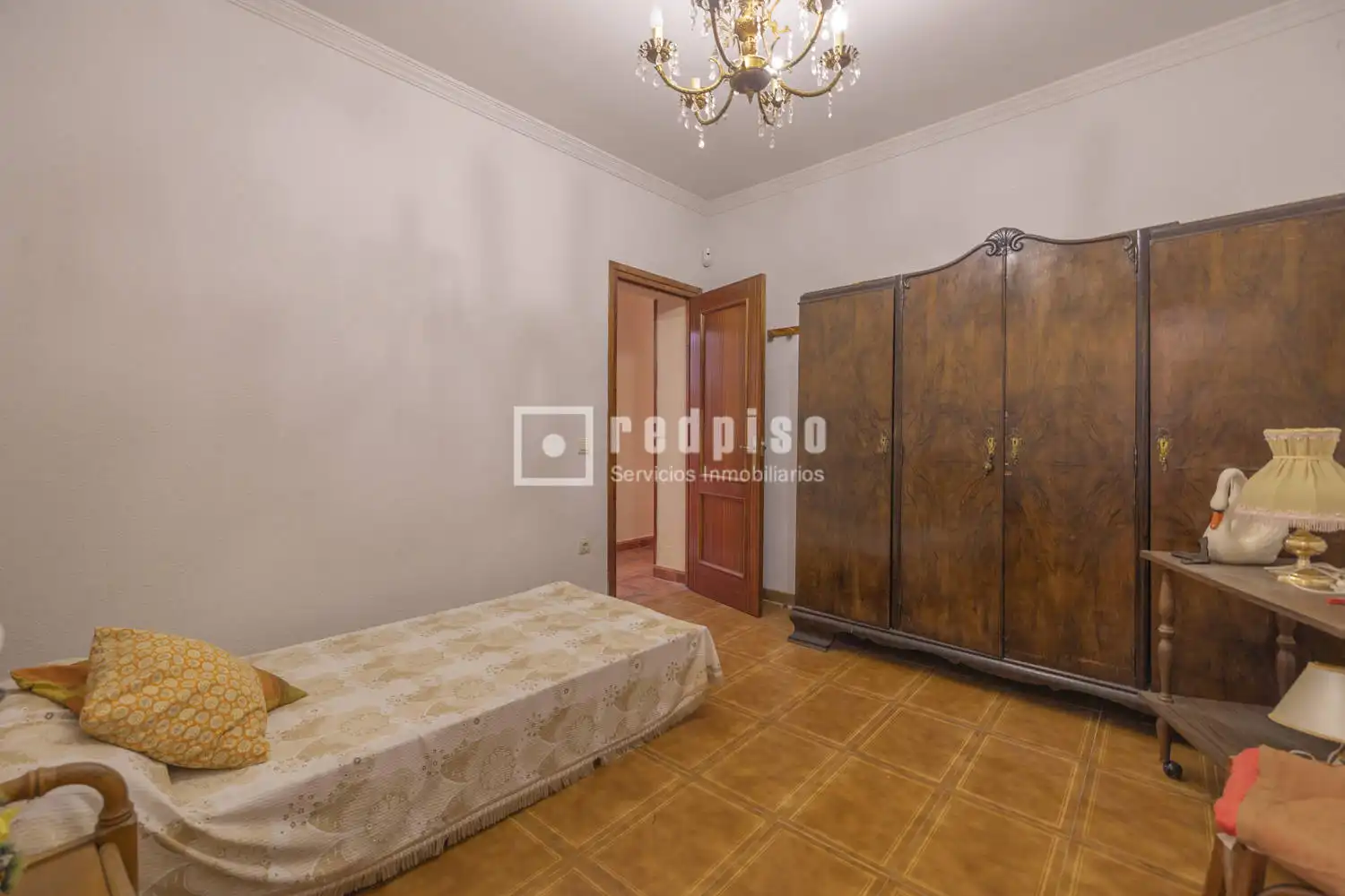 Habitación de Casa o chalet en venta en Noblejas con Calefacción, Jardín privado y Trastero