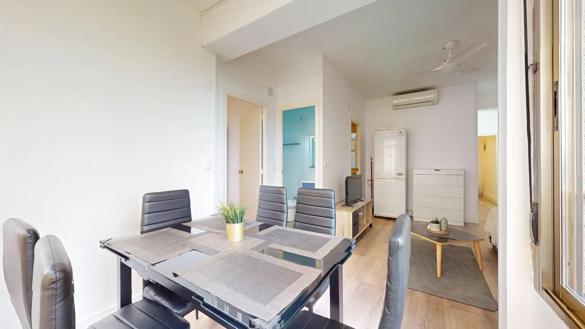 Comedor de Apartamento en venta en Santa Pola con Aire acondicionado