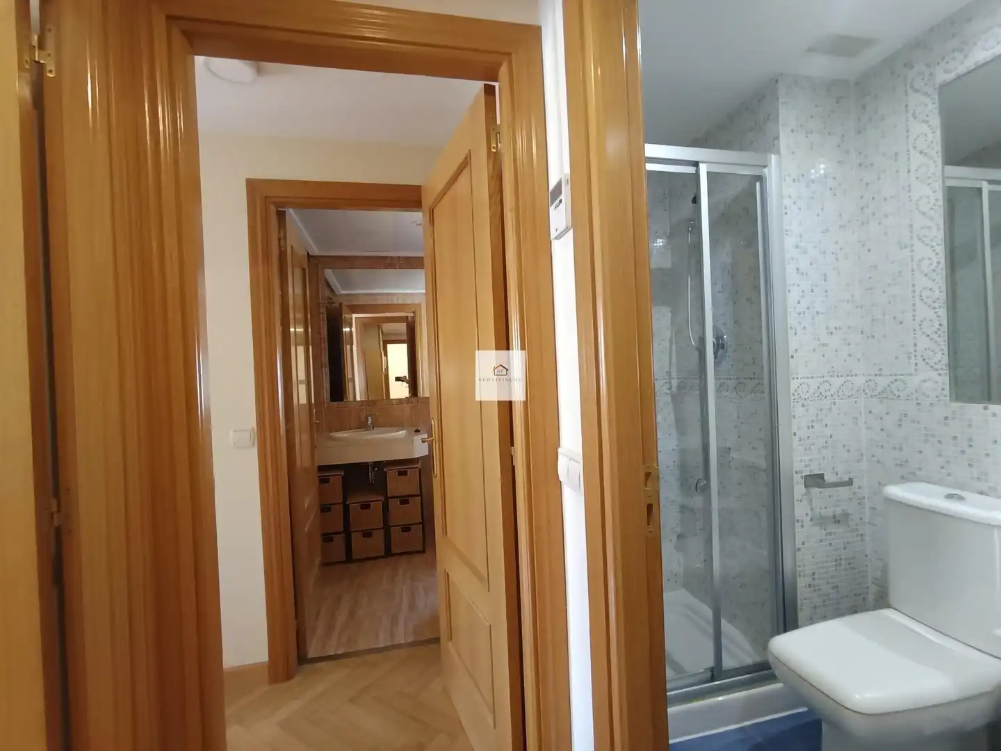Baño de Piso de alquiler en Madrid con Aire acondicionado, Calefacción y Parquet