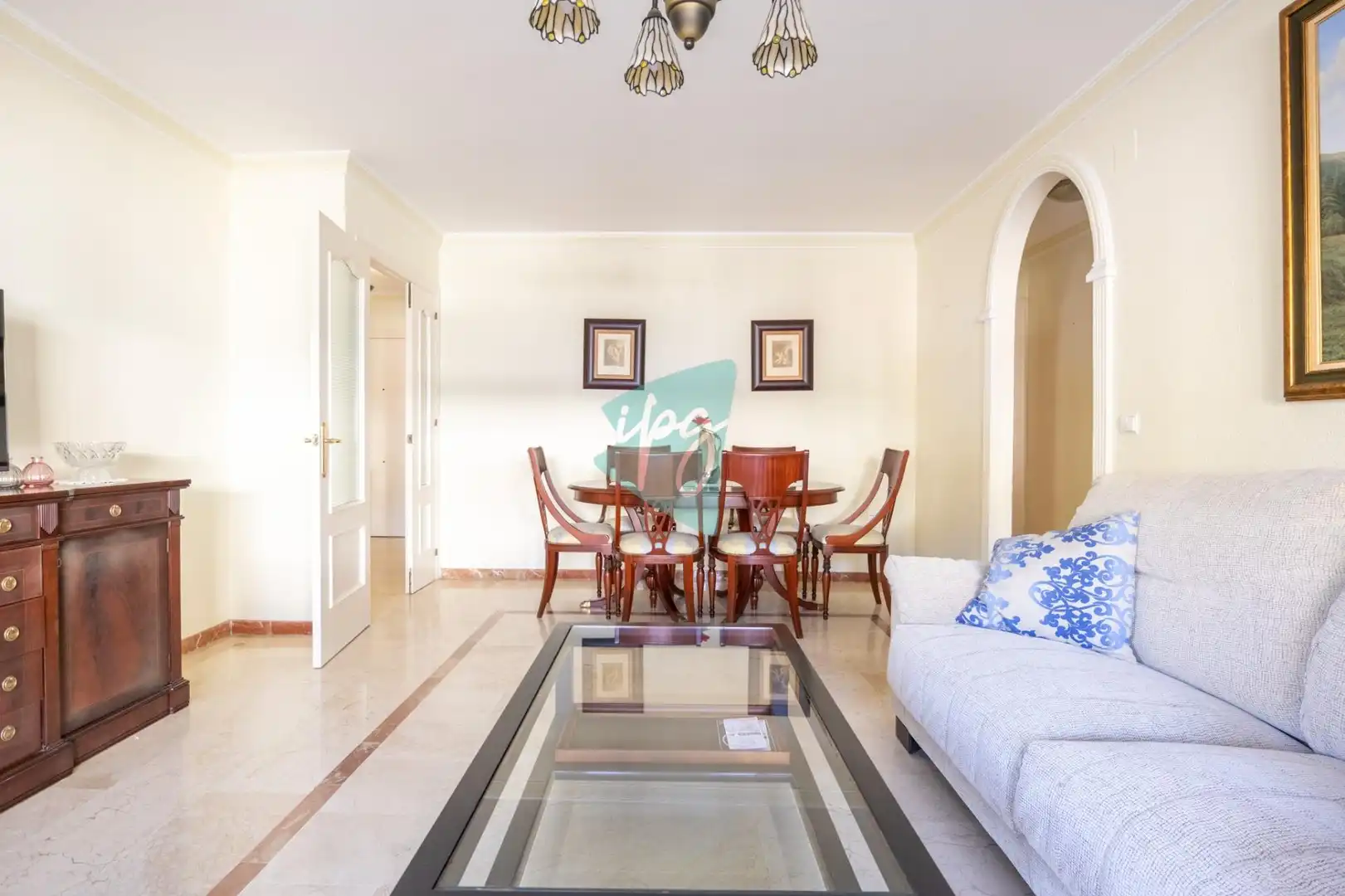 Comedor de Piso en venta en Estepona con Aire acondicionado, Terraza y Amueblado
