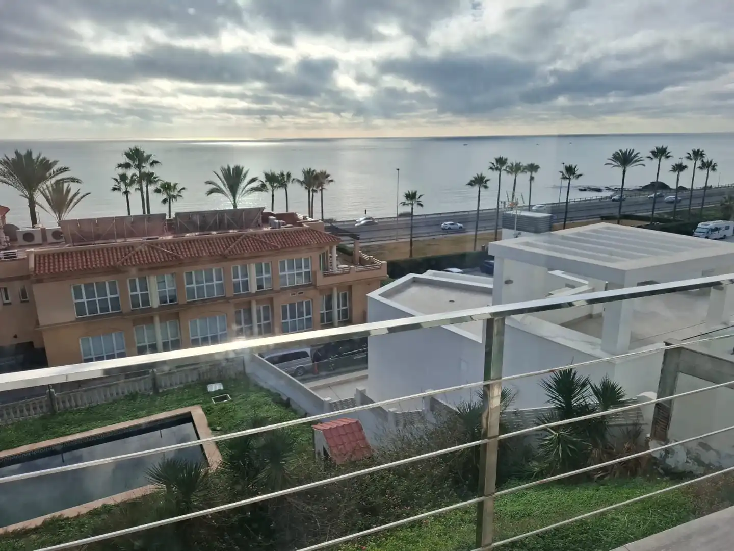 Vista exterior de Casa o xalet en venda en Mijas amb Aire condicionat, Calefacció i Jardí privat