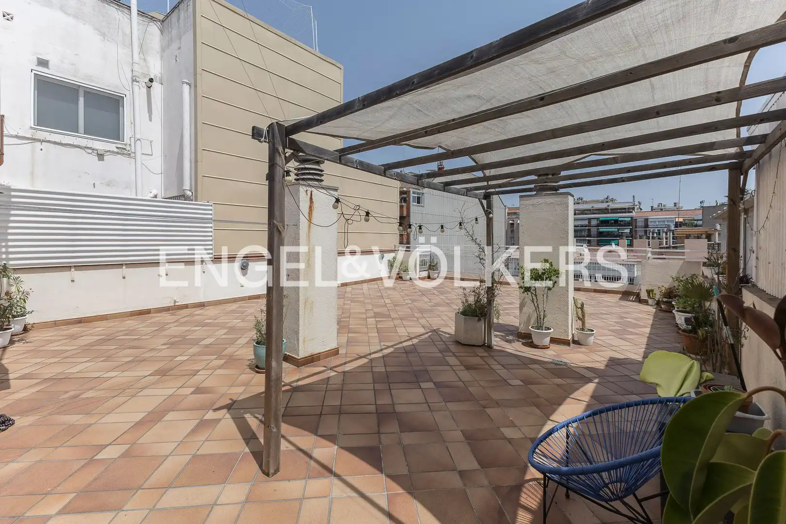 Terrasse von Dachboden zur Miete in Barcelona mit Klimaanlage, Heizung und Parkett