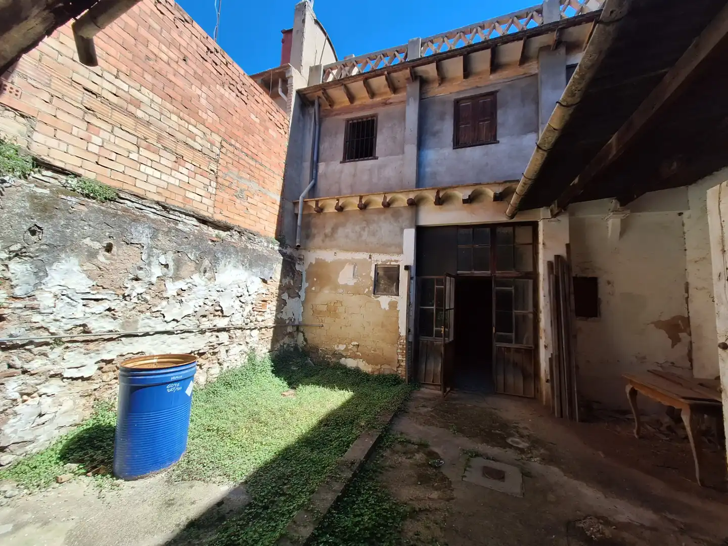 Außenansicht von Haus oder Chalet zum Verkauf in Albalat de la Ribera mit Privatgarten