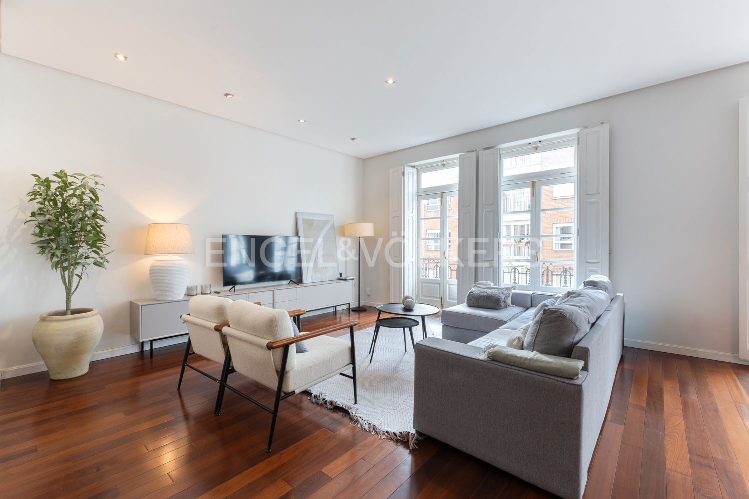 Living room of Apartment for sale in  Valencia Capital  with Air Conditioner, Heating and Parquet flooring
