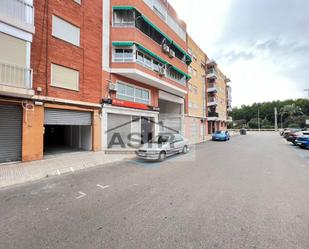 Vista exterior de Local en venda en Alzira
