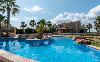 Piscina de Finca rústica en venda en Santanyí amb Aire condicionat, Piscina i Moblat