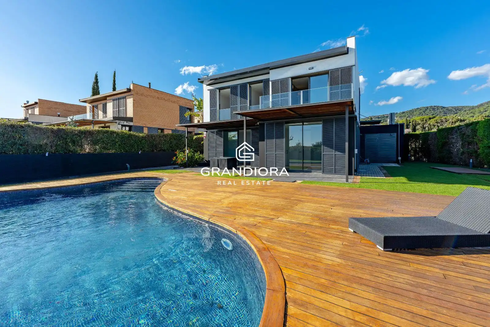Detached house with pool for sale in Avenida del Regadiu, imagen 2