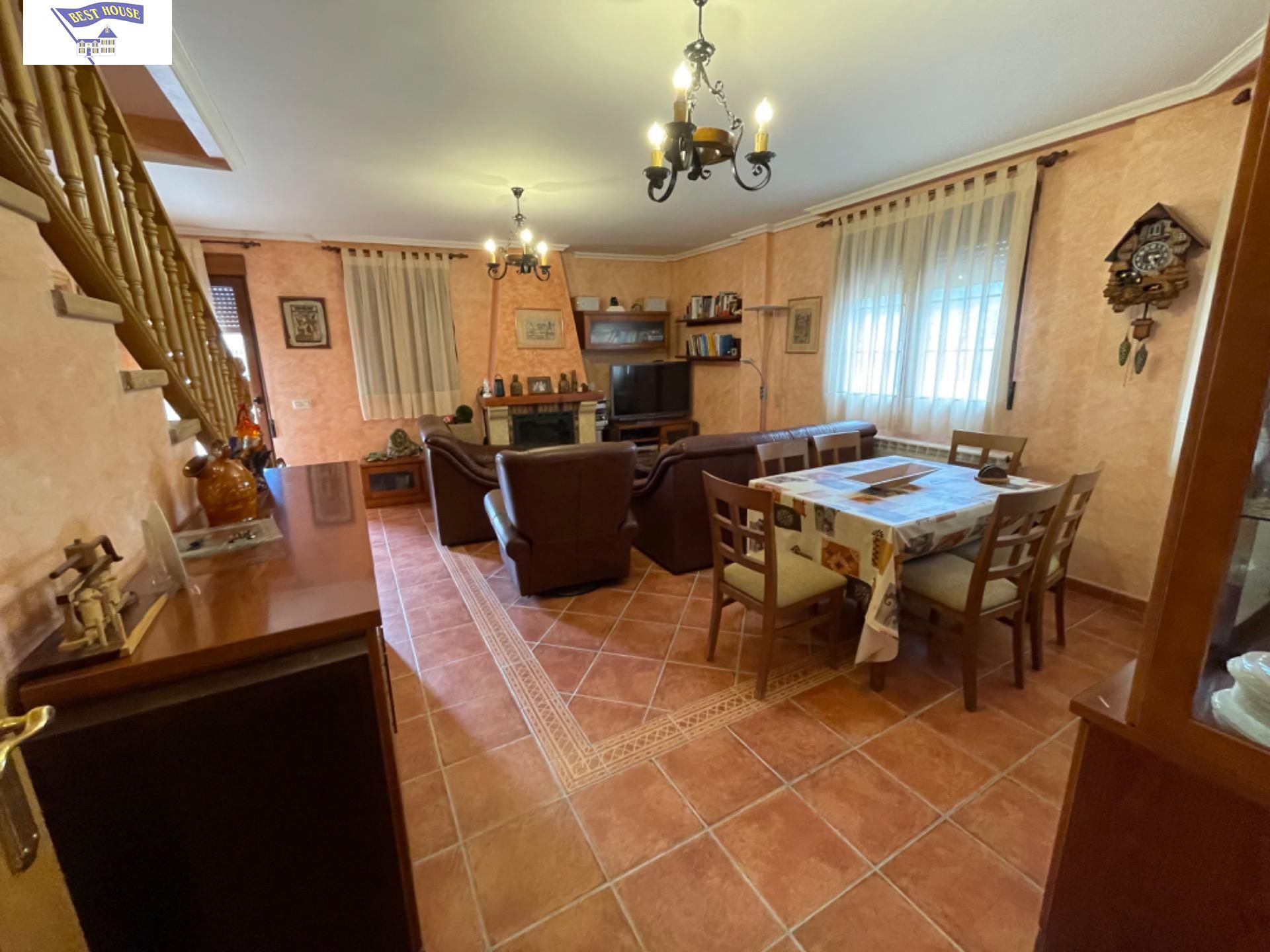 Living room of Country house for sale in Alcaraz  with Heating, Terrace and Storage room
