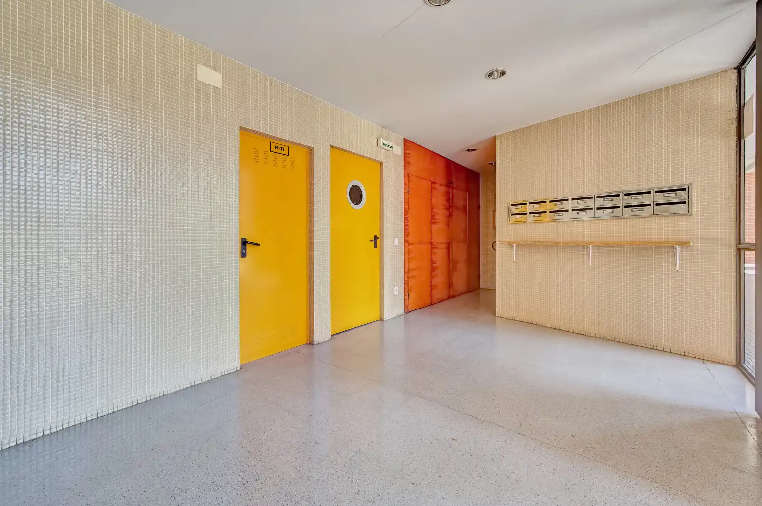 Piso en venta en  Pamplona / Iruña con Calefacción y Trastero