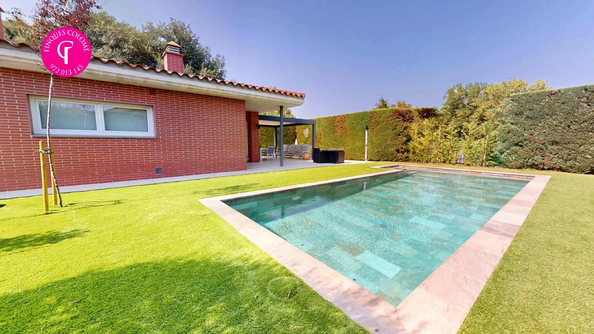 Swimming pool of Houses for sale in Quart  with Air Conditioner, Heating and Terrace