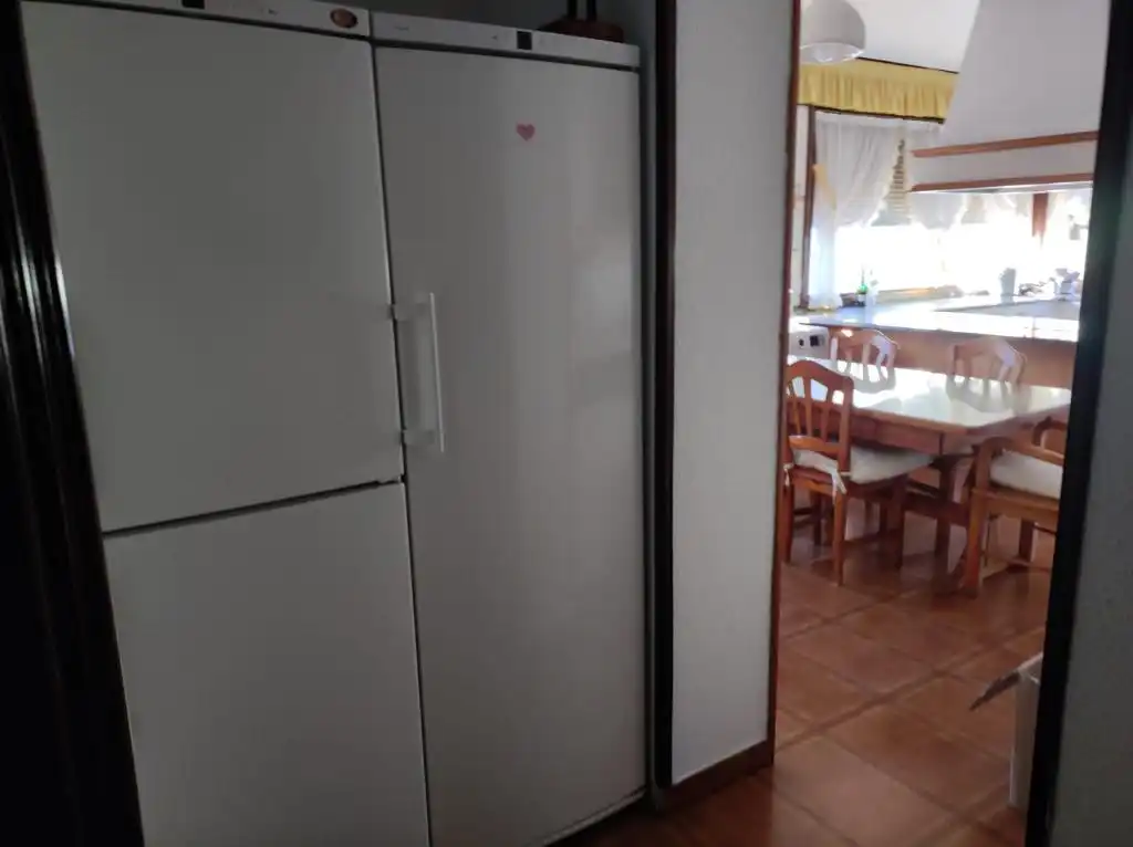 Kitchen of Houses for rent in Zaragoza  with Air Conditioner, Heating and Private garden