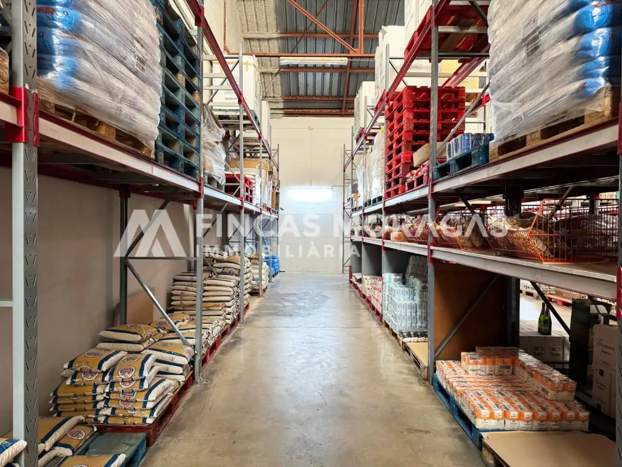 Nave industrial de alquiler en Sant Cugat del Vallès