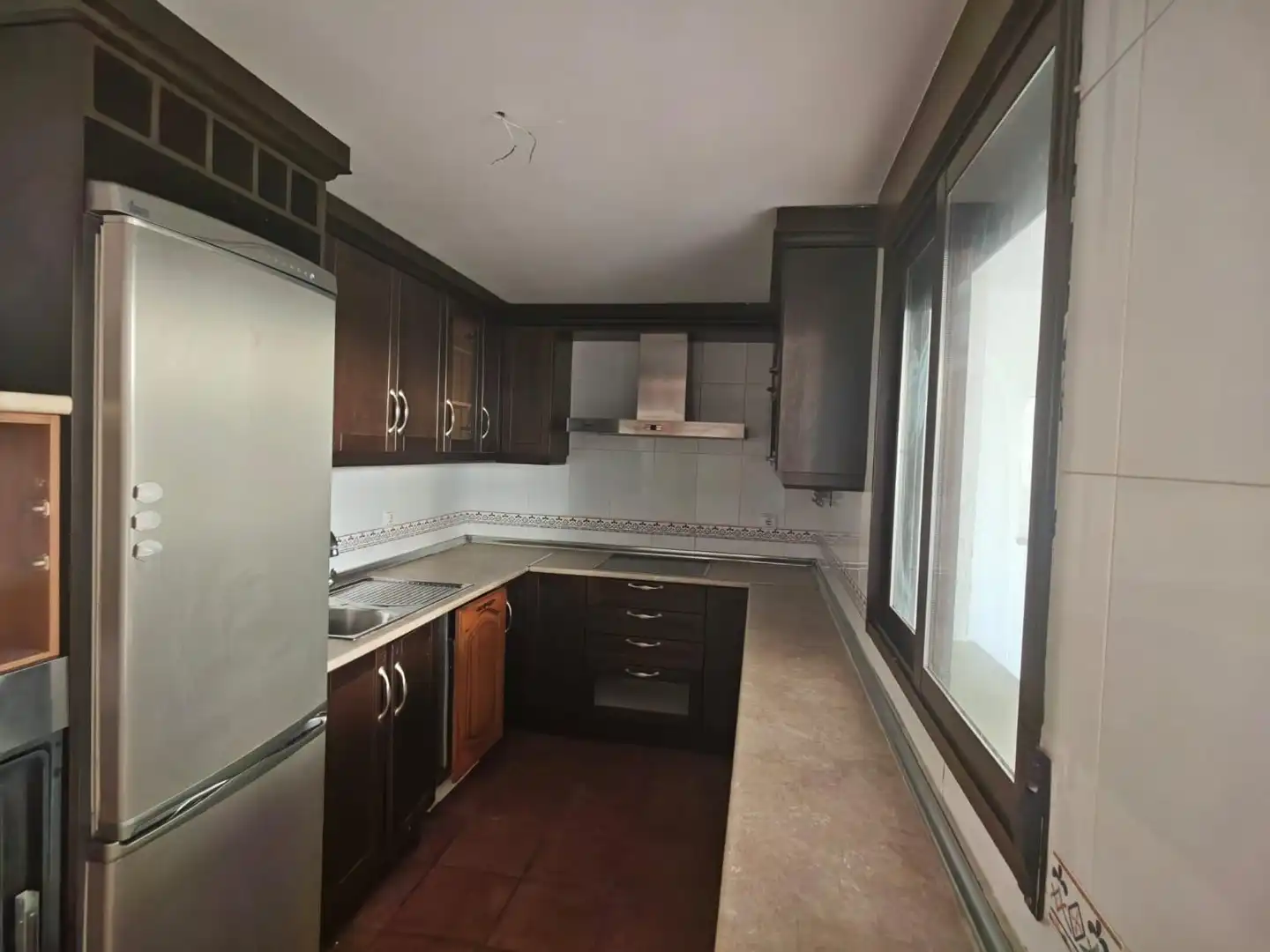Küche von Wohnung zum Verkauf in La Zubia mit Abstellraum und Balkon