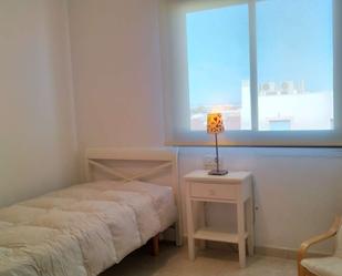 Bedroom of Flat to share in Ondara  with Air Conditioner, Heating and Terrace