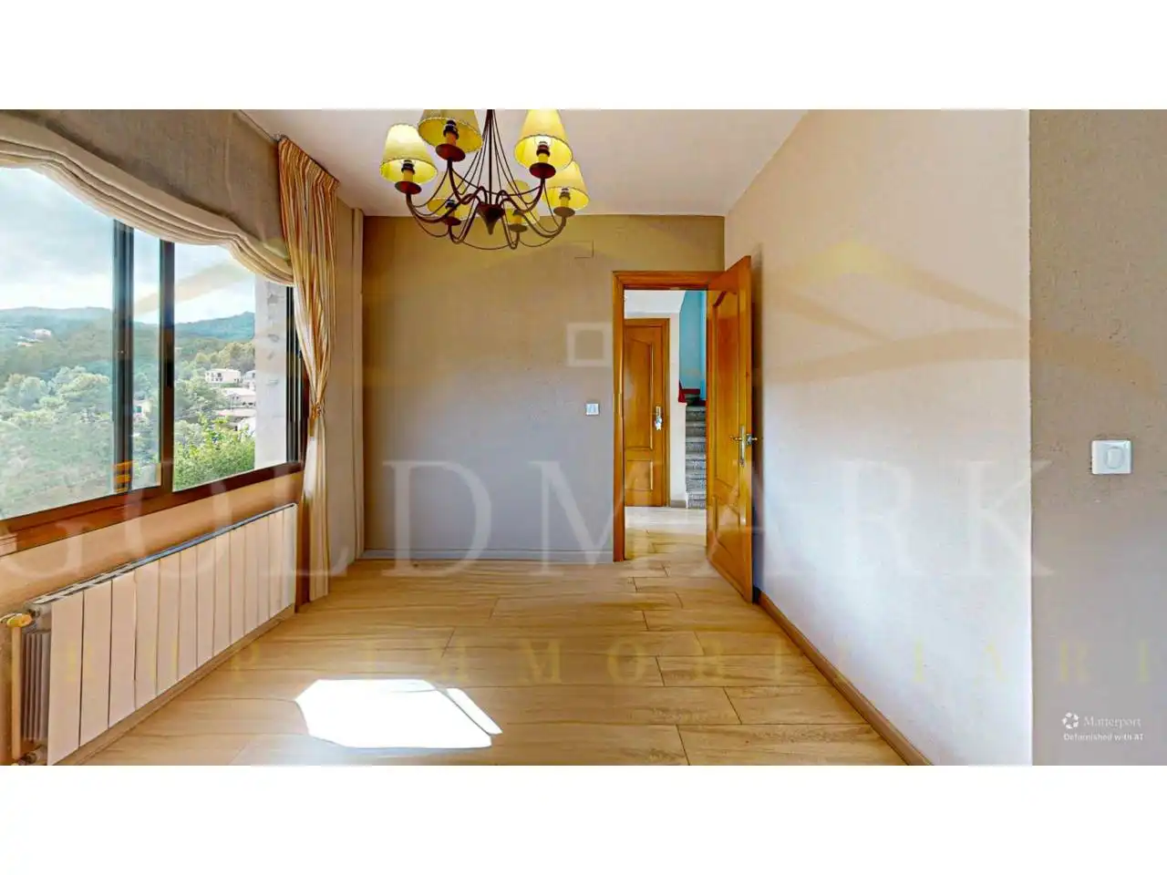 Habitación de Casa o chalet en venta en Corbera de Llobregat con Aire acondicionado, Calefacción y Jardín privado