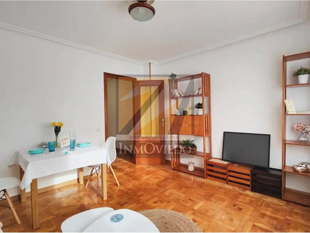 Wohnzimmer von Wohnung zur Miete in Oviedo  mit Heizung