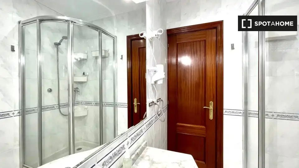 Habitación en Sabino Arana - Jesuitas