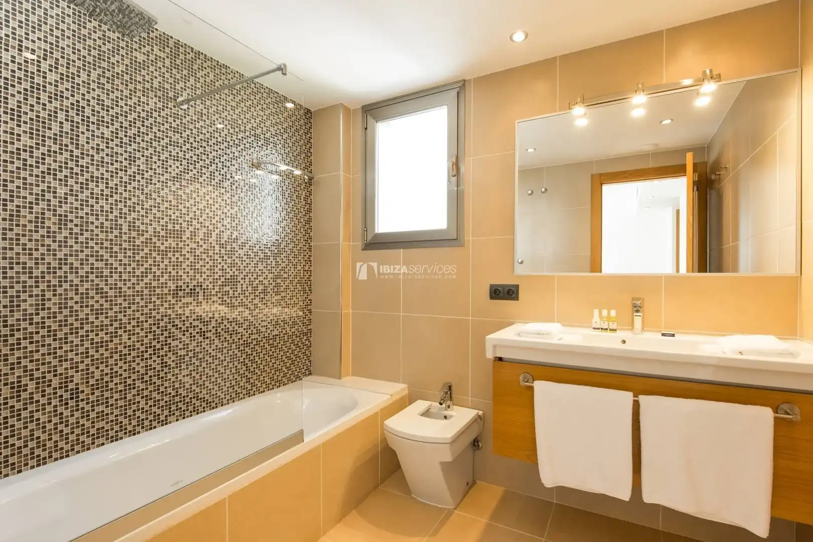 Flat for rent in Marina Botafoc - Platja de Talamanca
