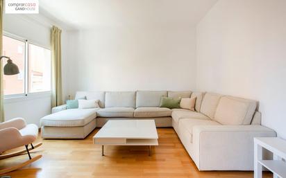 Sala d'estar de Pis en venda en  Barcelona Capital amb Aire condicionat, Calefacció i Parquet