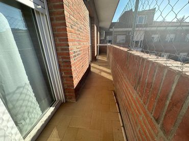 Piso con balcón en alquiler en Centre