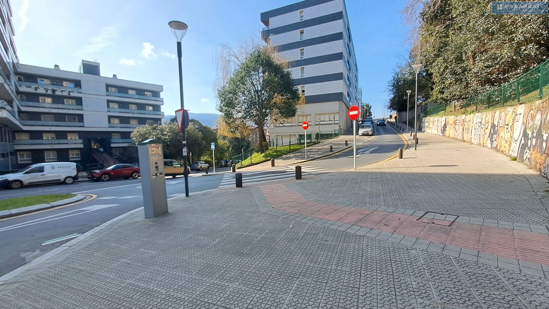 Vista exterior de Pis en venda en Bilbao  amb Calefacció, Terrassa i Traster