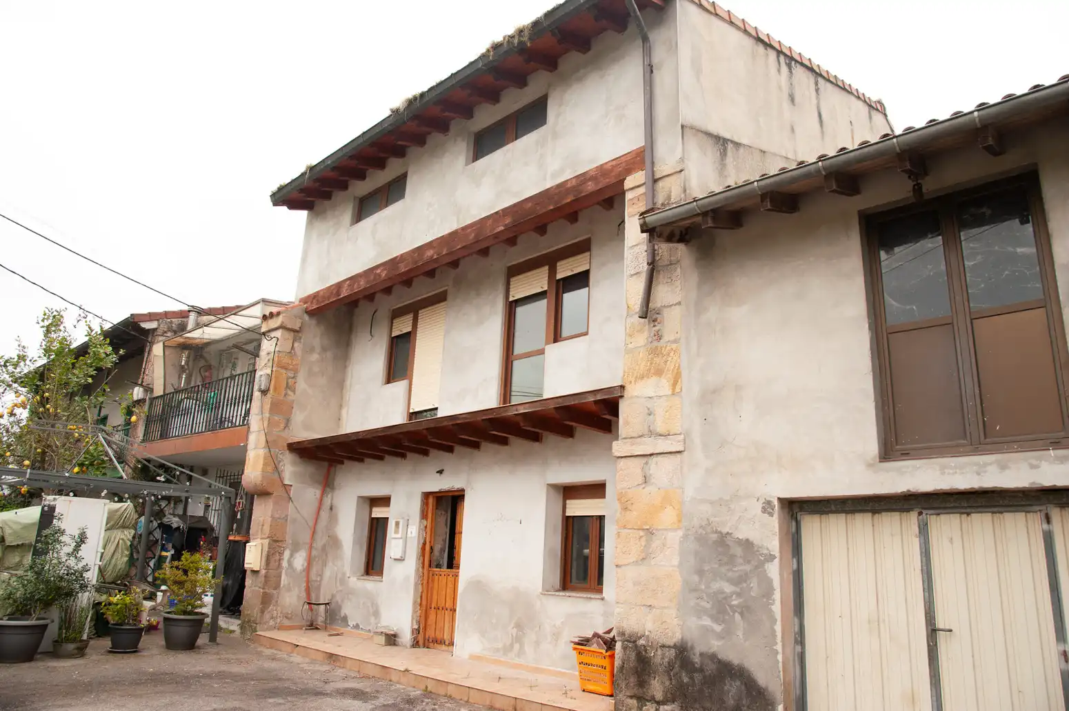 Vista exterior de Casa adosada en venta en Penagos con Jardín privado