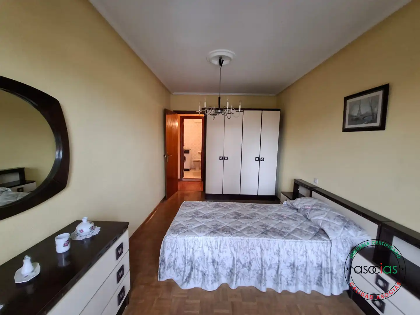 Dormitori de Pis en venda en Sur