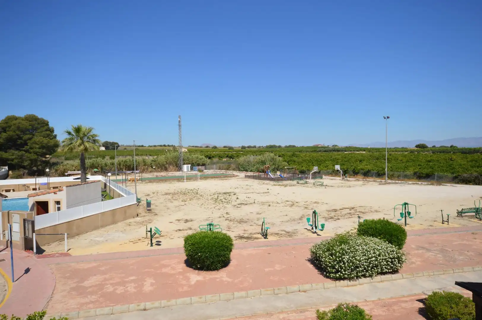 Maisonette zum Verkauf in Algorfa mit Klimaanlage, Heizung und Privatgarten