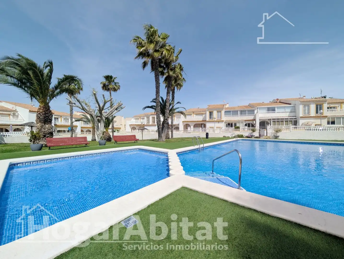 Jardín de Casa adosada en venta en Santa Pola con Aire acondicionado, Terraza y Trastero