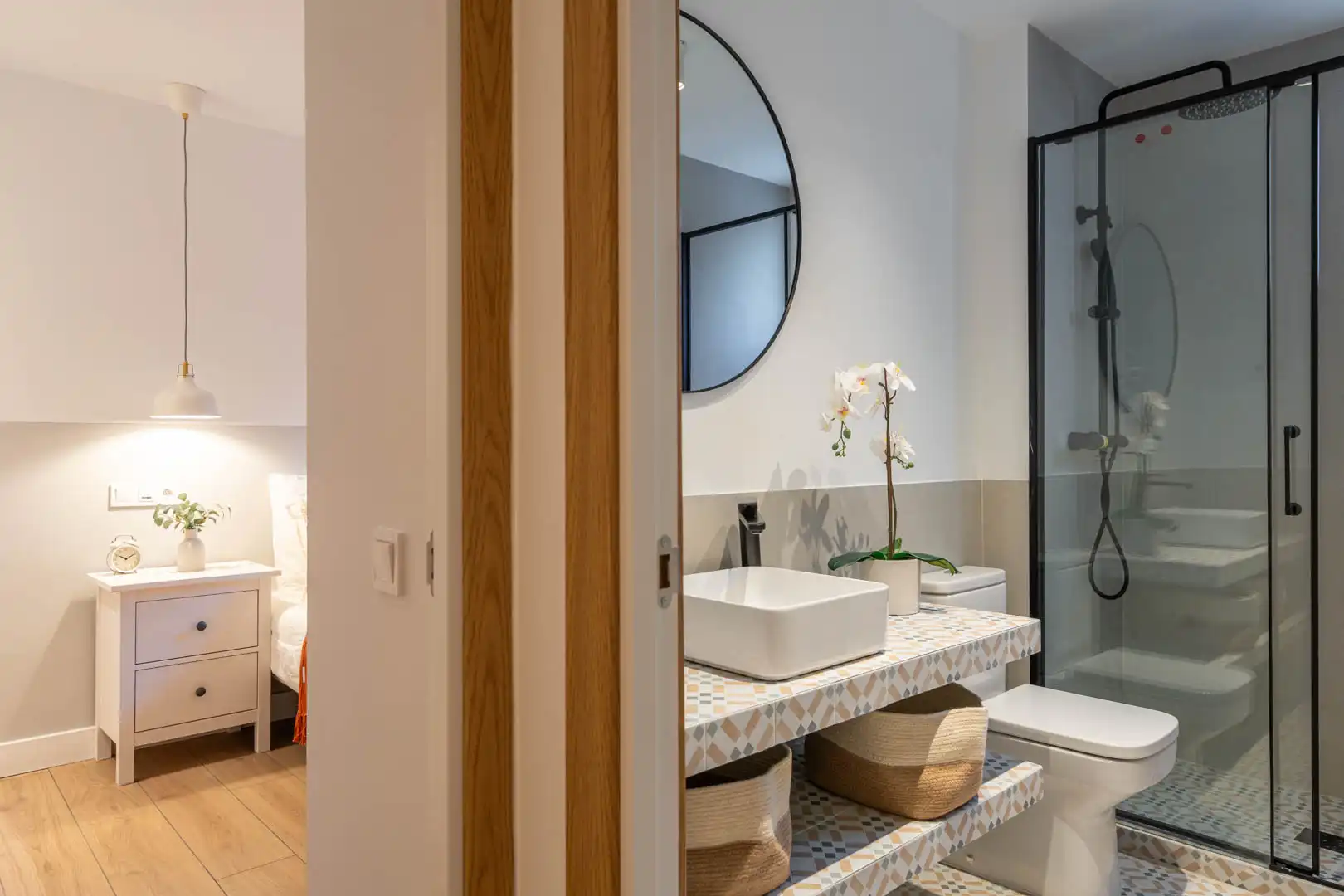 Bathroom of Flat for rent in Madrid  with Heating, Furnished and Oven
