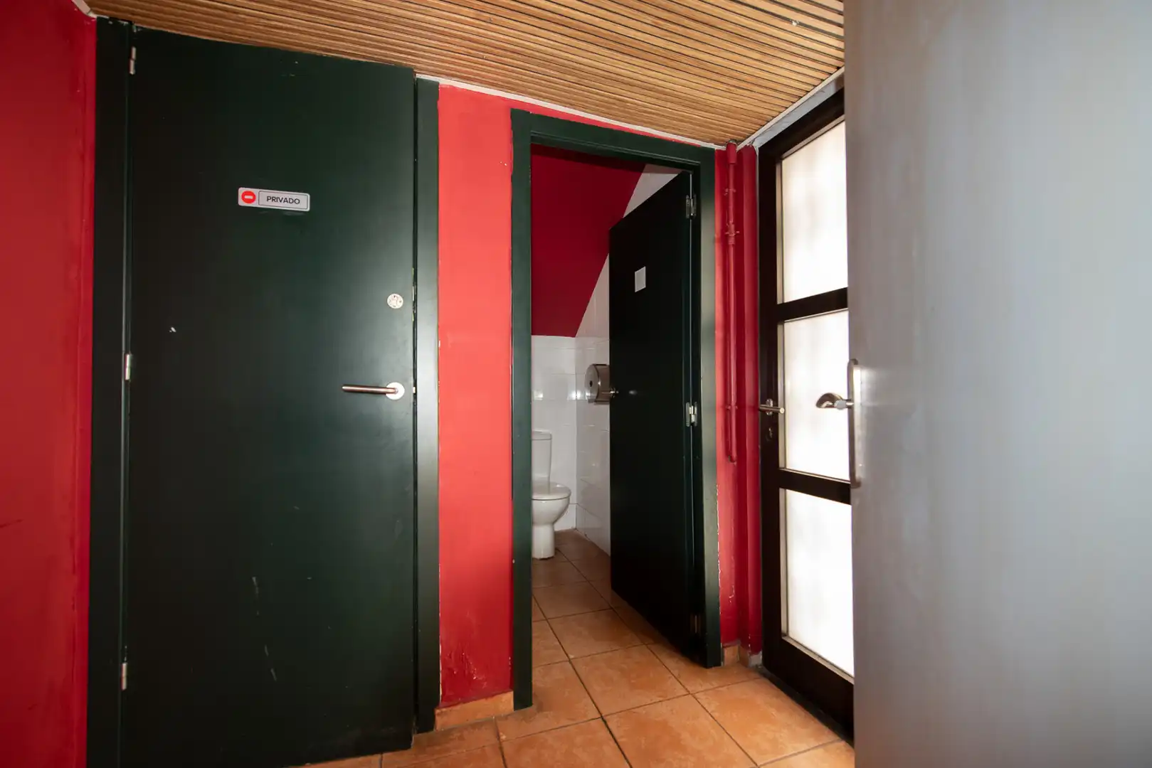 Locale commerciale in cessione a Carrer de Girona, imagen 6
