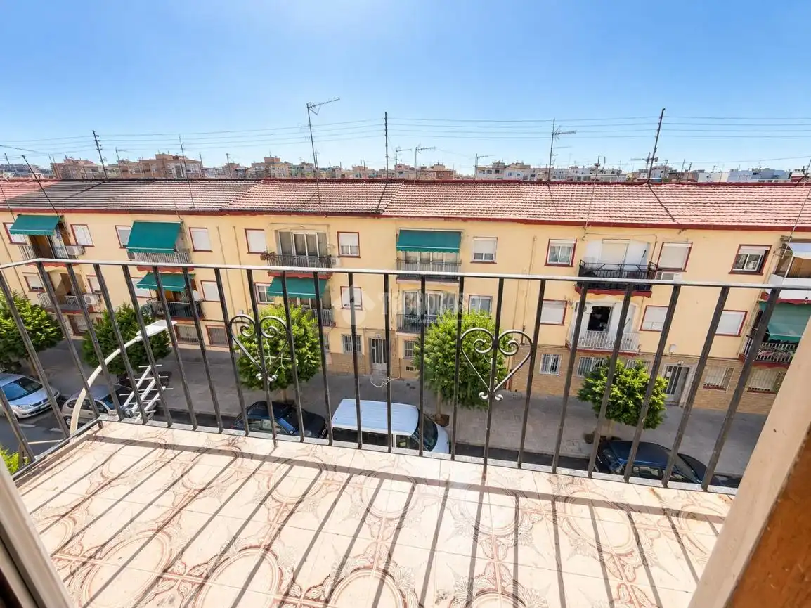 Flat with terrace for sale in Florida - Ciudad de Asís, imagen 10