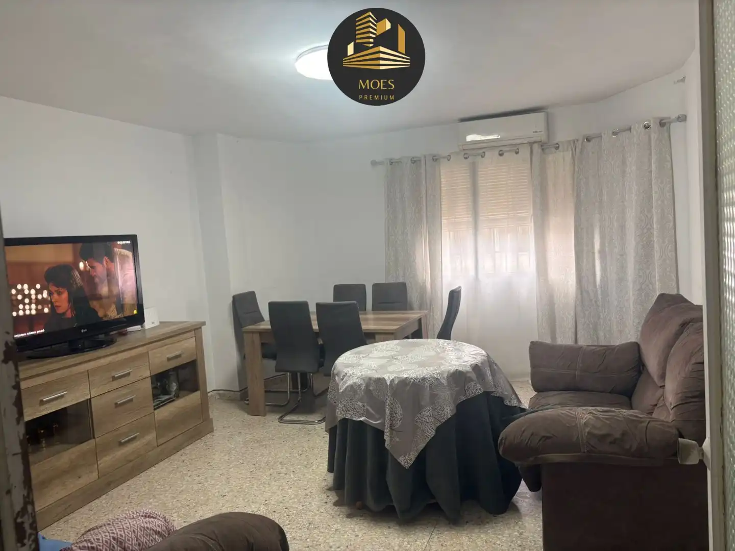 Comedor de Piso en venta en Linares con Aire acondicionado, Trastero y Balcón