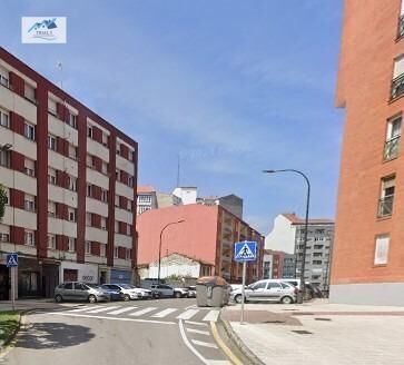 Vista exterior de Pis en venda en Avilés