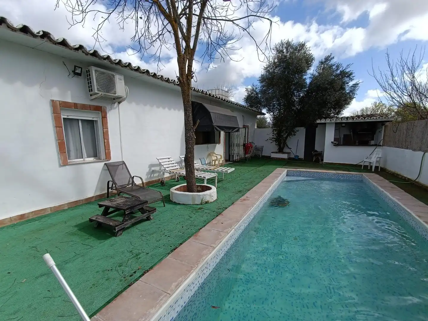Casa rústica amb piscina en venda a Villamartín, imagen 3