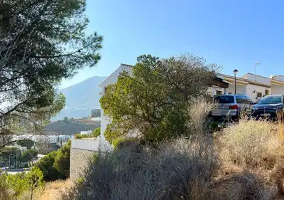 Vista exterior de Casa adosada en venda en Mijas amb Aire condicionat, Calefacció i Terrassa