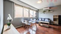Sala d'estar de Pis de lloguer en  Madrid Capital amb Aire condicionat, Calefacció i Parquet