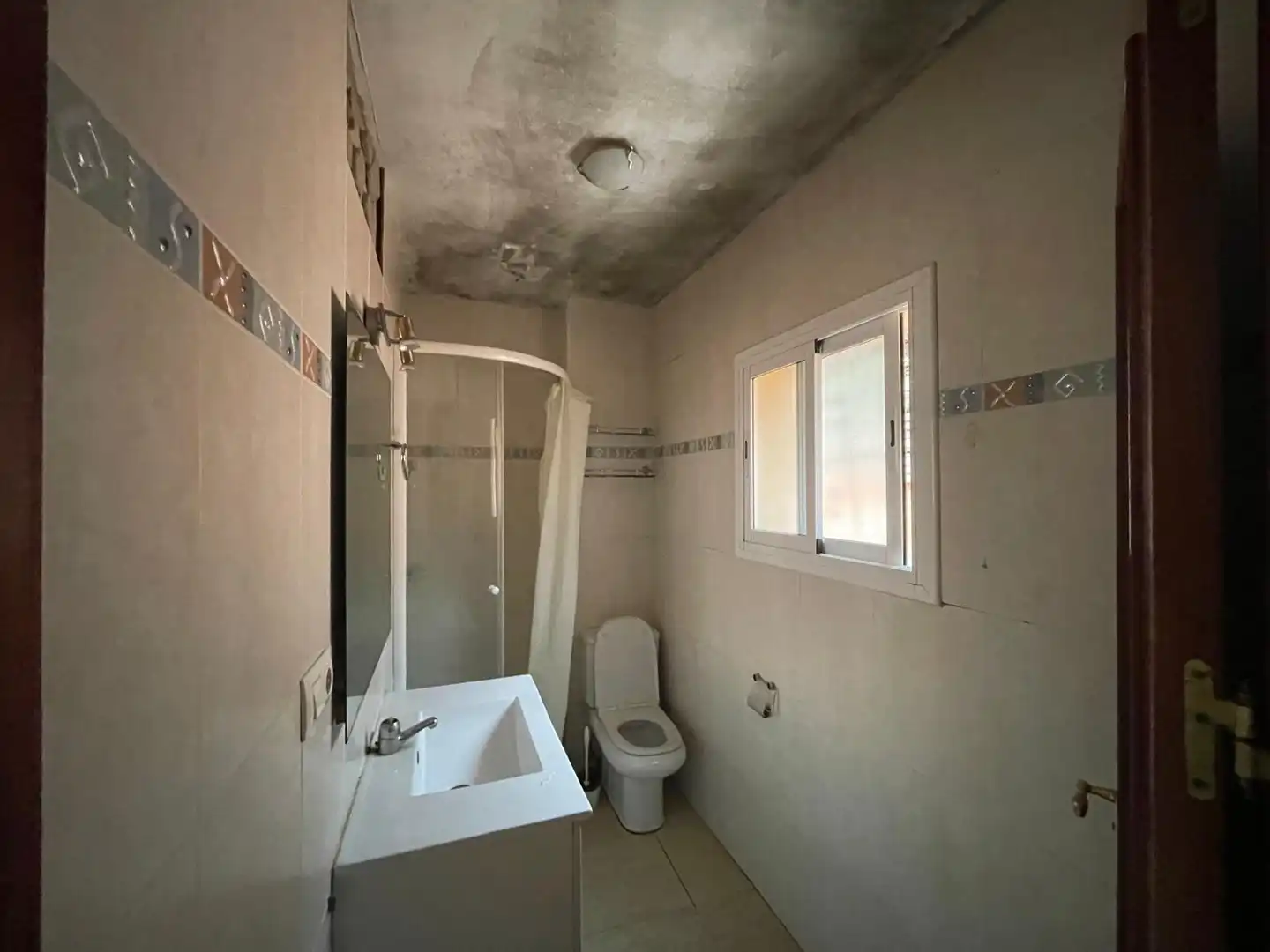 Baño de Casa o chalet en venta en Tortosa con Jardín privado y Piscina comunitaria