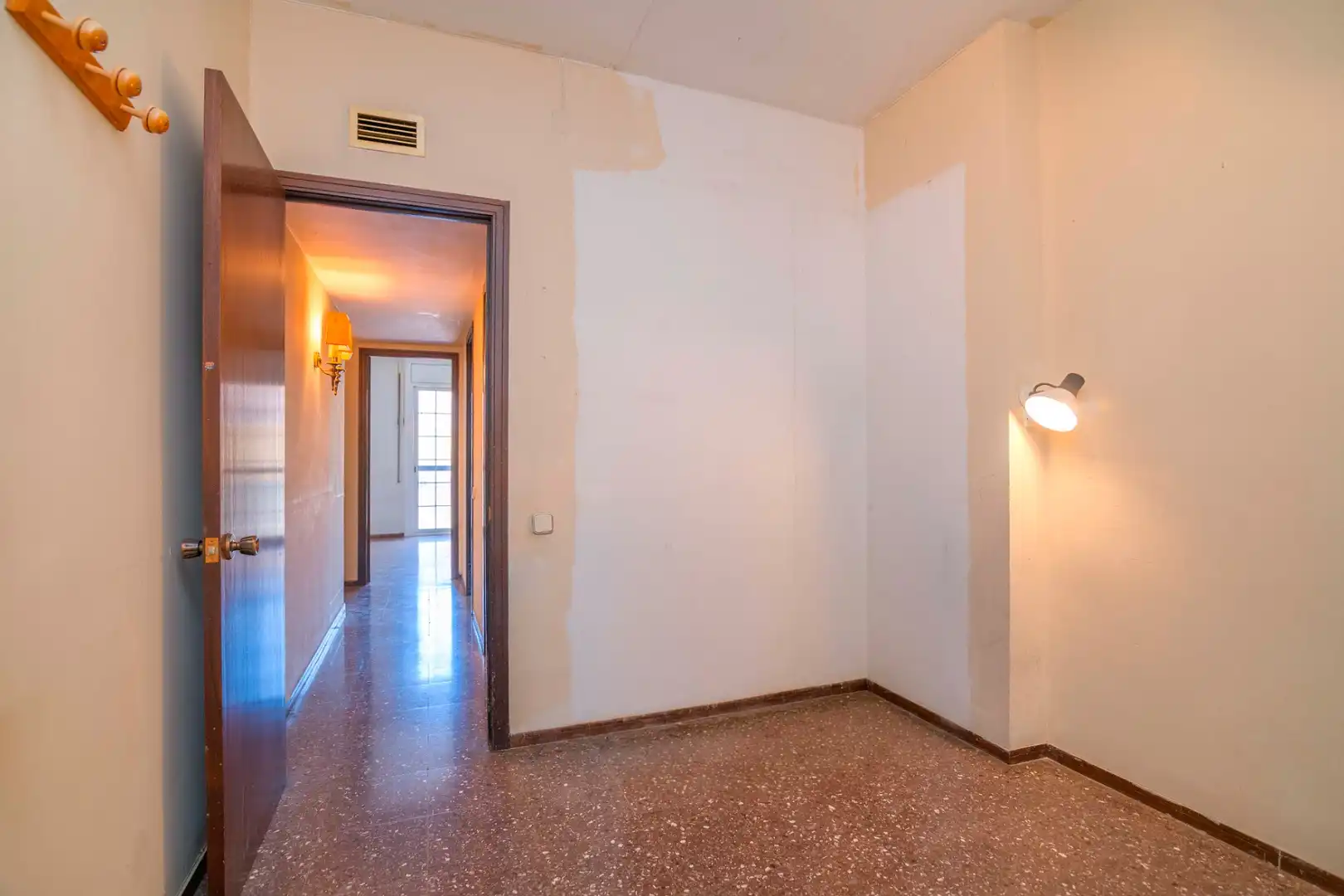 Piso en venta en Barcelona con Aire acondicionado, Calefacción y Balcón